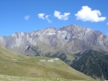 Le massif du Posets, deuxième plus haut sommet des Pyrénées (Hautes-Pyrénées, 2006) (© BRGM - Pierre Vassal)